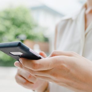 compartir historias de instagram sin ser etiquetado